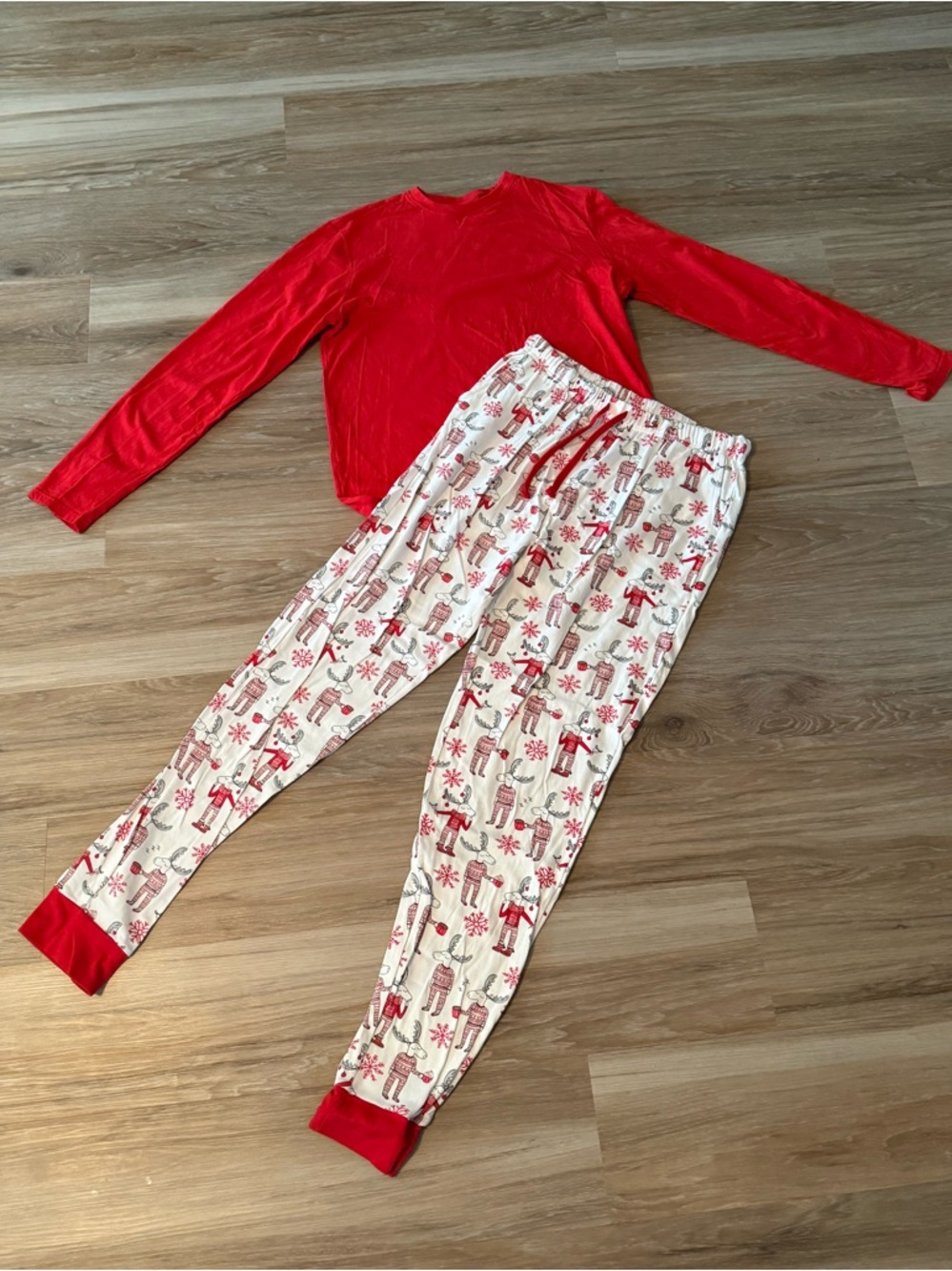 Honest | organic Cotton Red Two-Piece Holiday Pajama Set